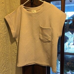 Cream Textured Short Sleeve Scuba T-Shirt SIZE LARGE